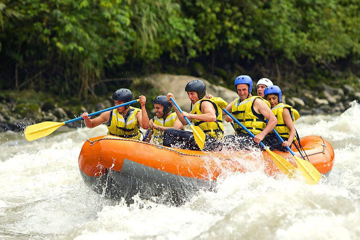 Kitulgala White Water Rafting City, in Sri Lanka